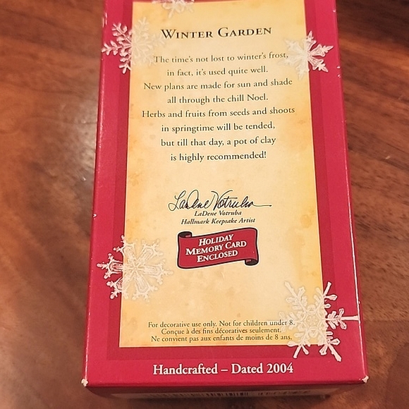Hallmark Keepsake Ornament 2004 Winter Garden collectible NWT NIB - Picture 9 of 9